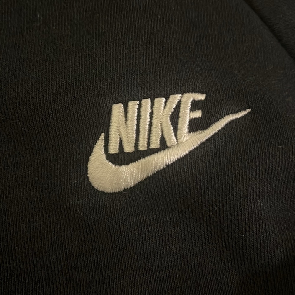 women’s large black Nike cropped sweatshirt - Picture 3 of 5